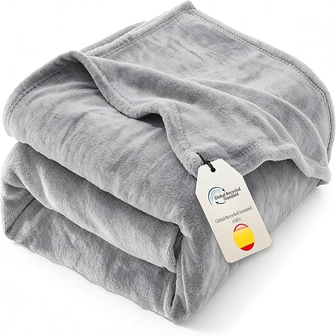 AiTodos®Mantas para Cama de Microfibra - 270x230 cm, Manta de Franela de Gran Tamaño, Manta Multiusos para Sofá Cama yOficina, Suave, Cálida y Lavable a Máquina (Gris)